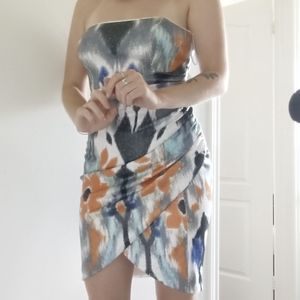 Sequin Strapless Dress 👗